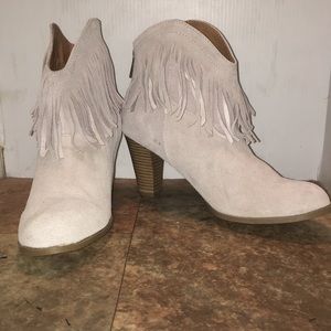 No name brand suede ankle booties sz 8